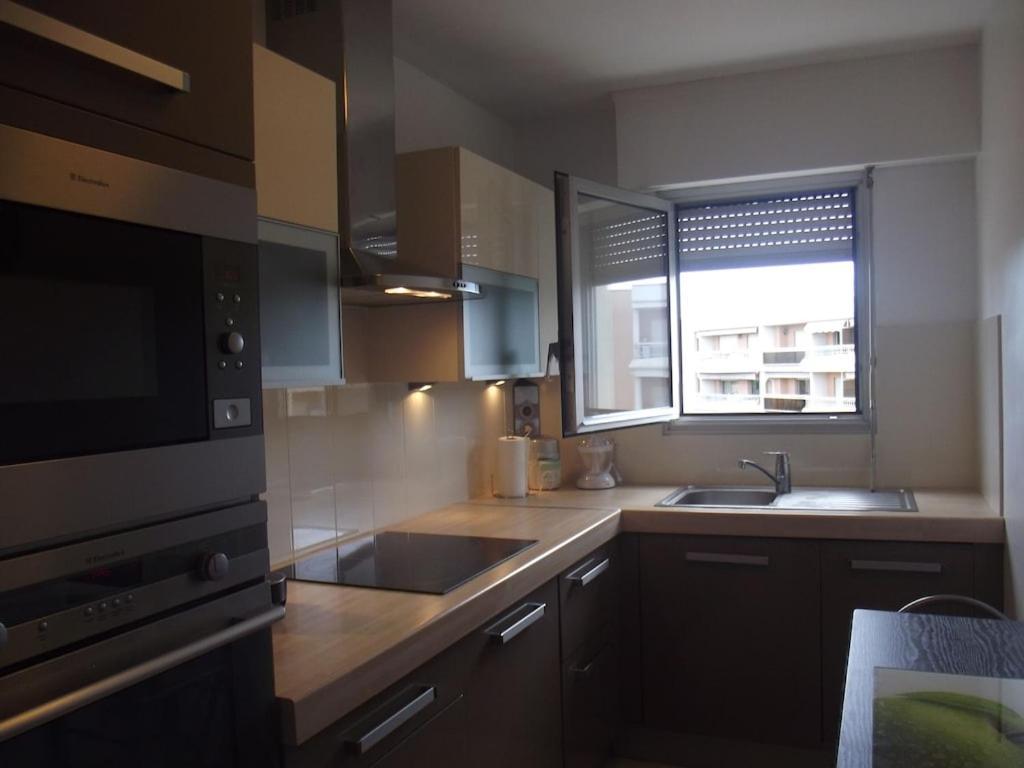 Appartement Spacieux Et Calme Classe 4 Etoiles, A 300M De La Mer Sainte-Maxime Exterior foto